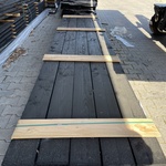 Ca. 15x Douglas planken fijnbezaagd zwart gecoat, 24x200mm, lengte 450